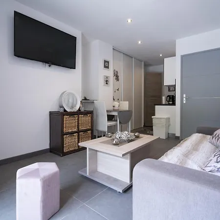 Moderne Confort Apartment